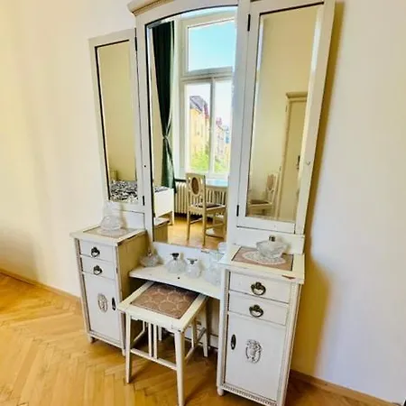 Apartman Mars Marianske Lazne Exterior photo